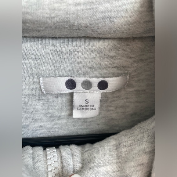 Puffy Jacket - Picture 4 of 4